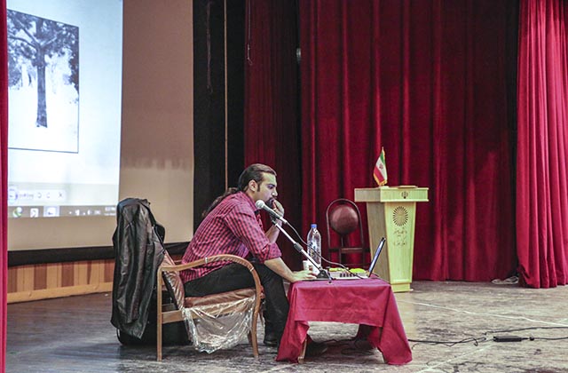 نشست تخصصی «عکاسی ایده‌محور» در «دومین جشنواره عکس کرسم» اوز برگزار شد